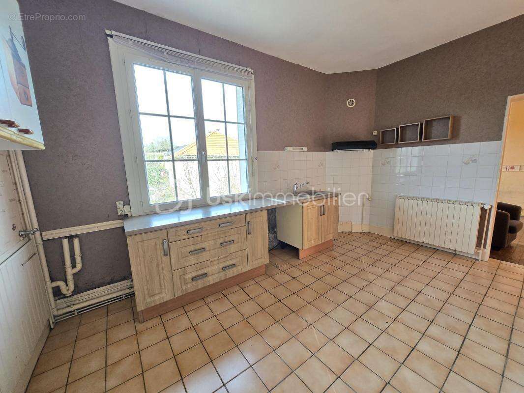 Maison à SAINT-LEGER-DES-VIGNES