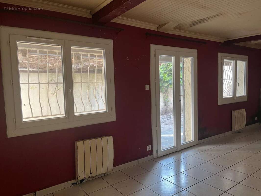 Appartement à PORT-DE-BOUC