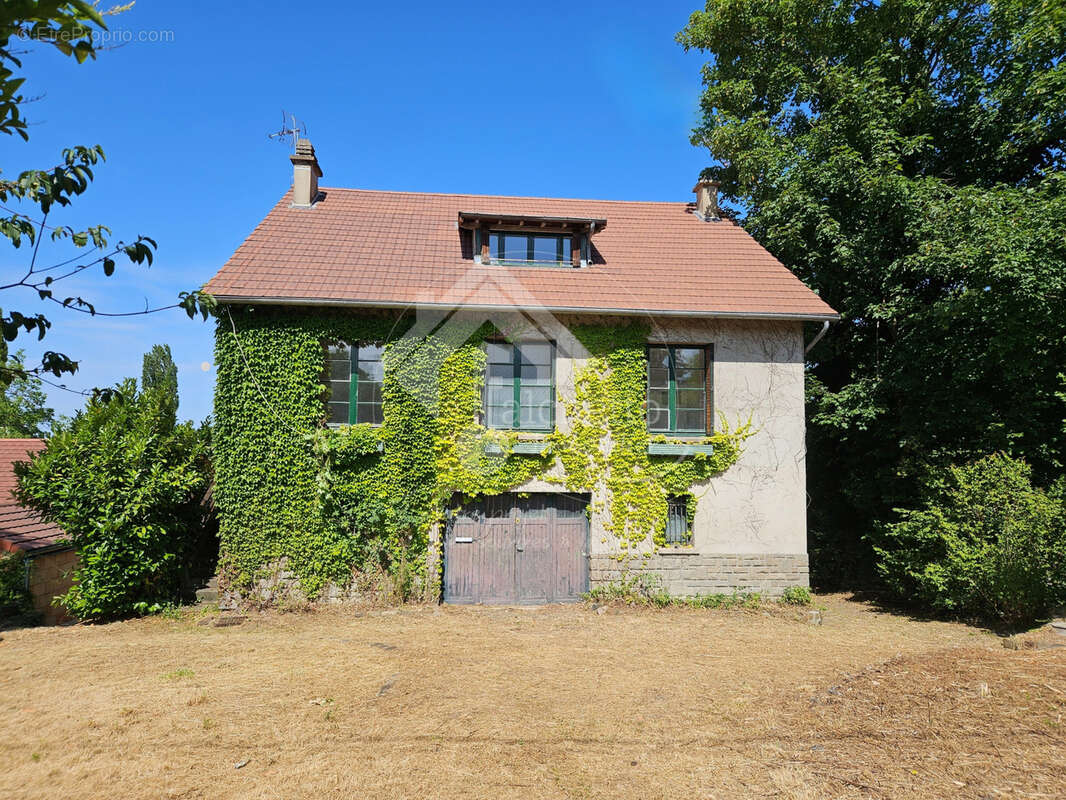 Maison à CUSSET