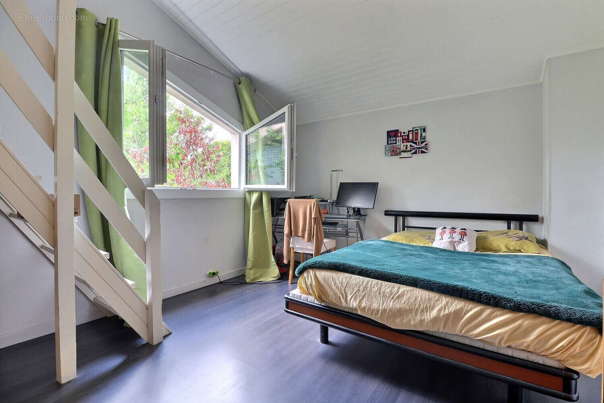 Maison 6 pièces - 166 m² - Piscine - photo 9