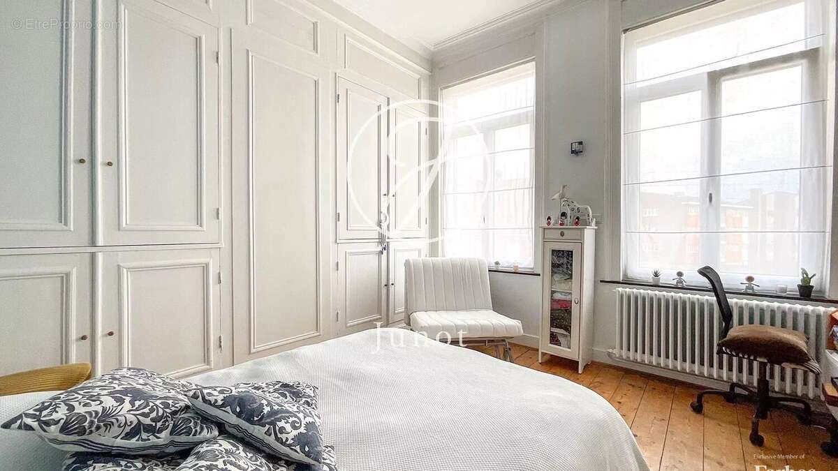 Maison à LEERS