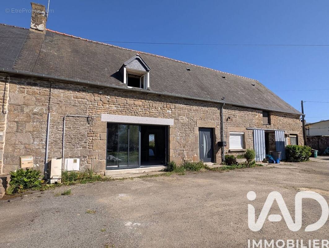 Photo 1 - Maison à LA SELLE-EN-COGLES