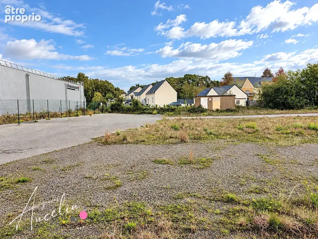 Terrain de 920 m2 en secteur économique - photo 2