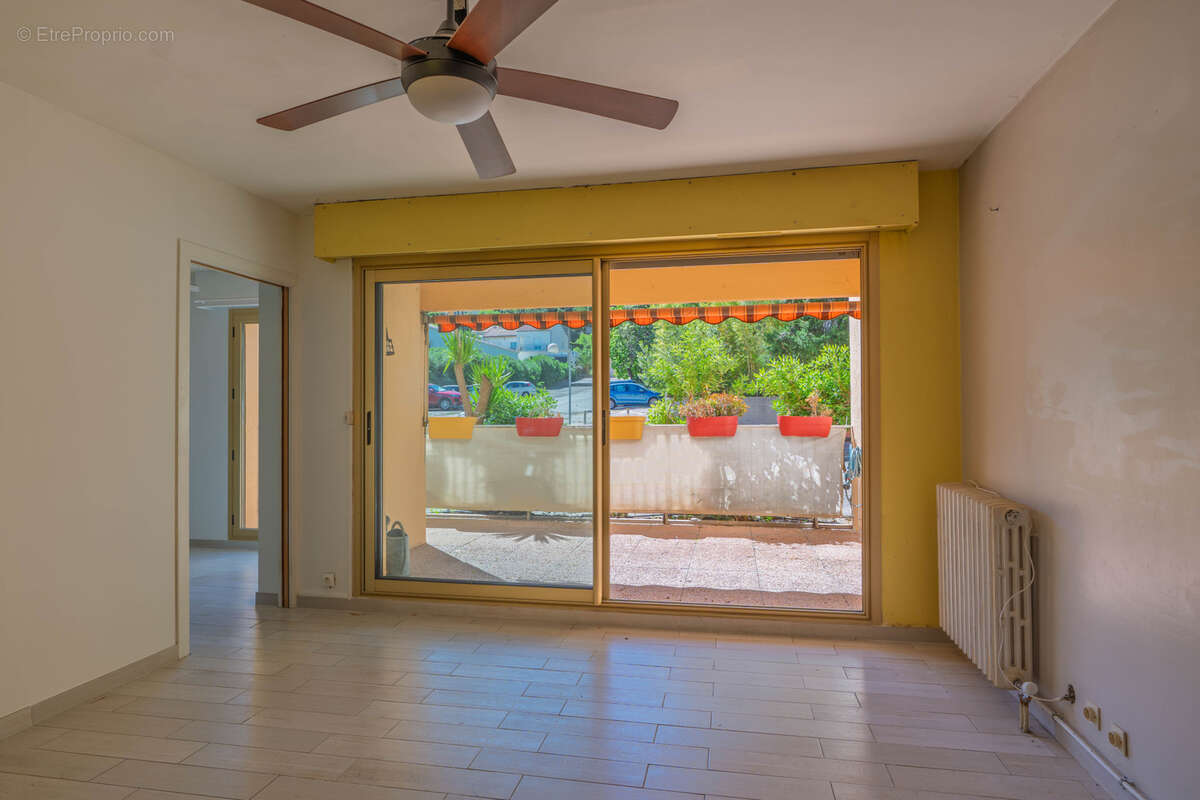 Appartement à SAINT-MANDRIER-SUR-MER