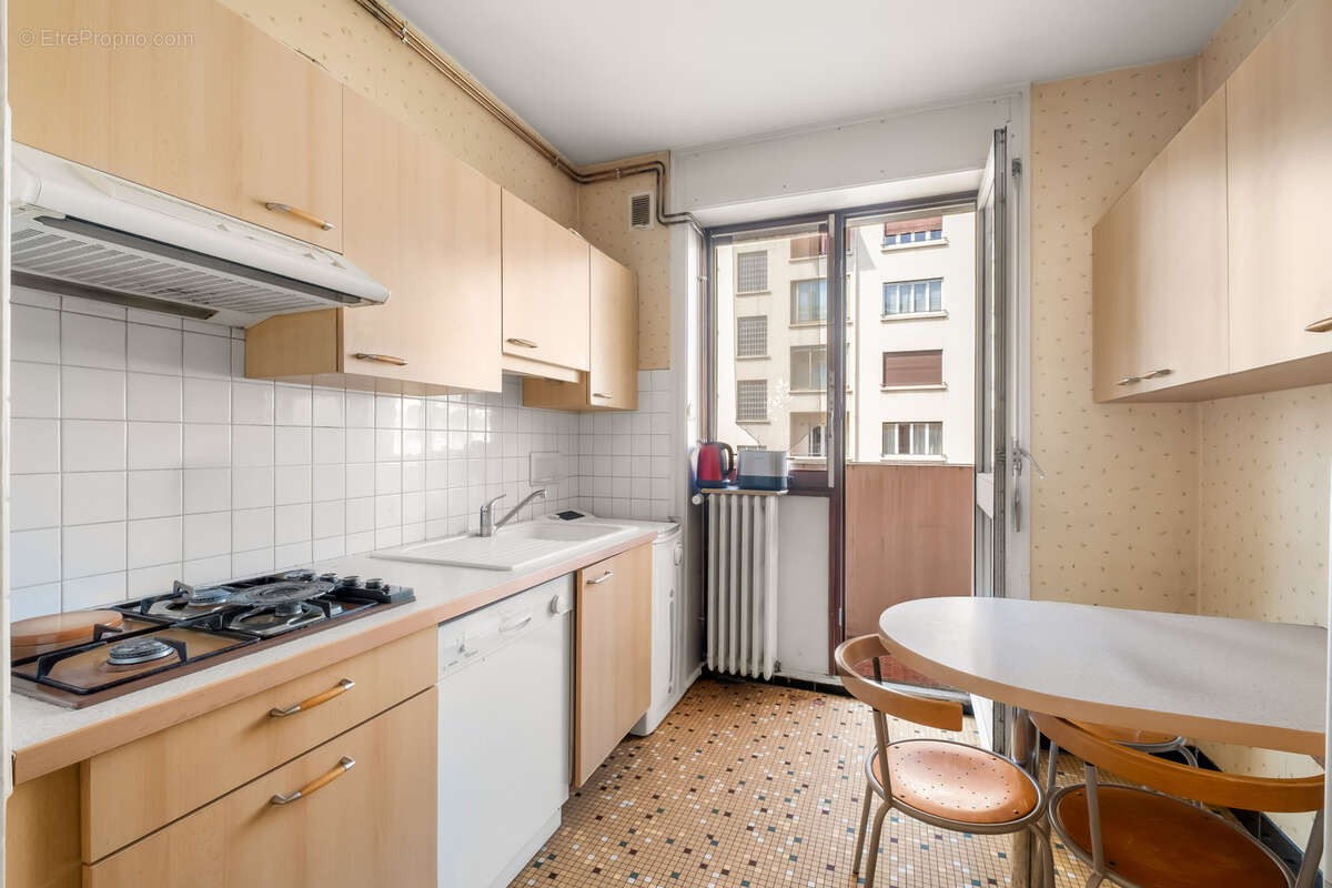 Appartement à LYON-6E