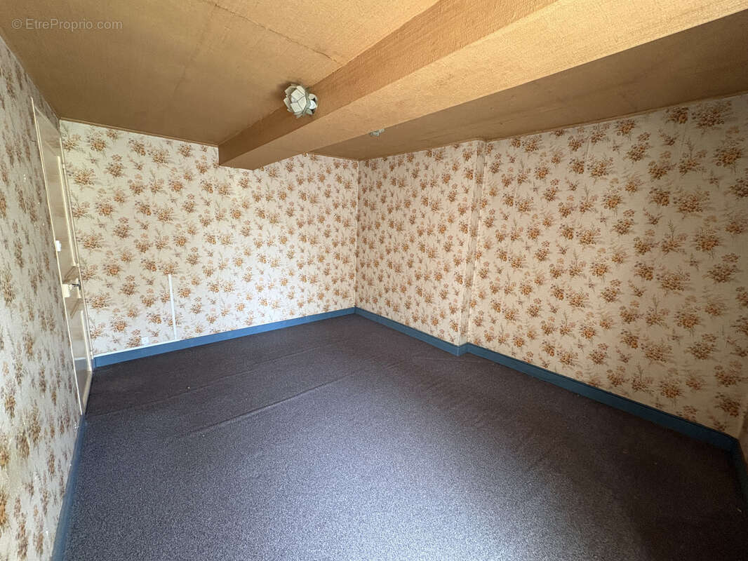 Maison à LA ROUXIERE