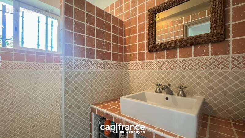 Maison de 1900 à Lurcy, secteur Montmerle-sur-Saône / Messimy-sur-Saône, 172 m² habitables, 187 m² au sol, sur un terrain arboré - photo 8