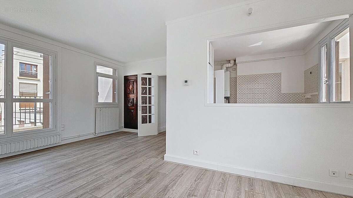 Photo 6 - Appartement à LES LILAS