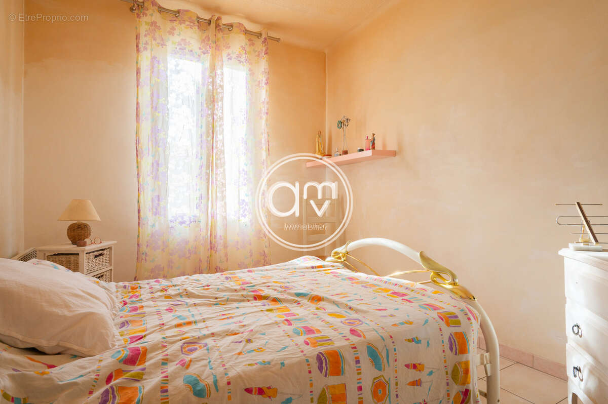 Appartement à OLLIOULES