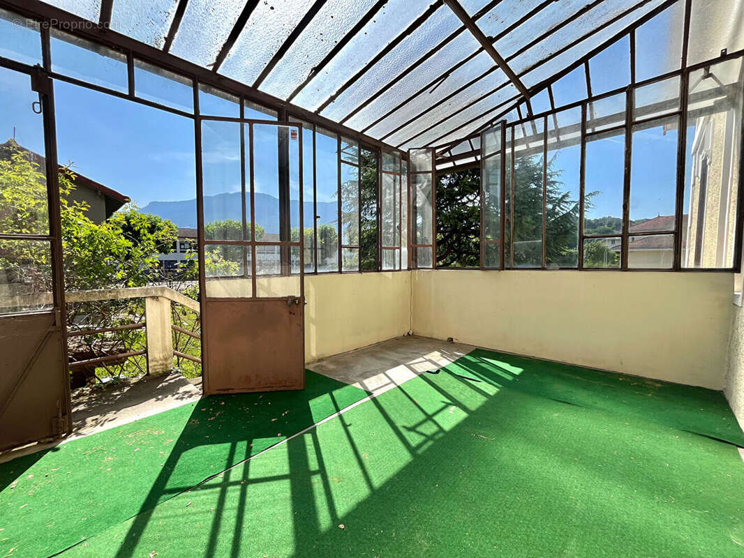 Appartement à AIX-LES-BAINS