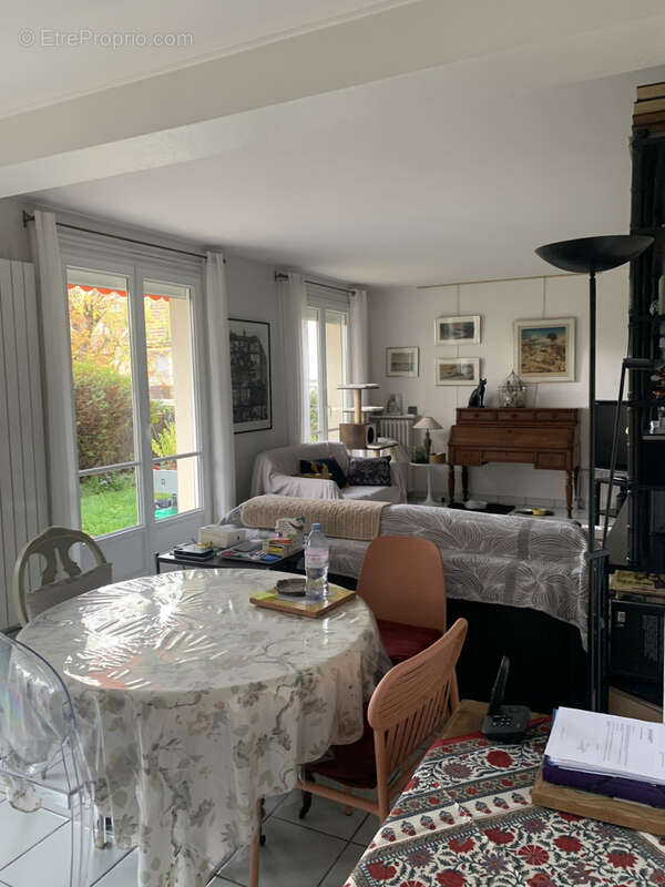 Appartement à SAINT-MAUR-DES-FOSSES