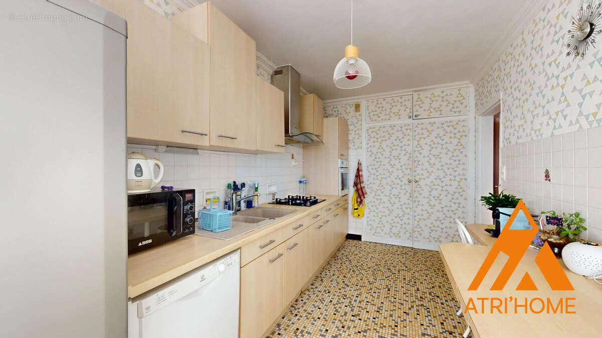 Maison 151 m² à Aurillac  - photo 2