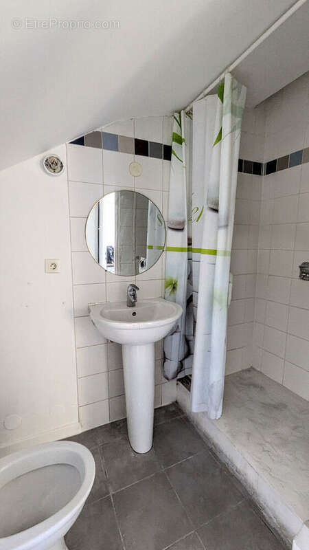 Appartement Saint Denis 4 pièce(s) 55.07 m2 - photo 9