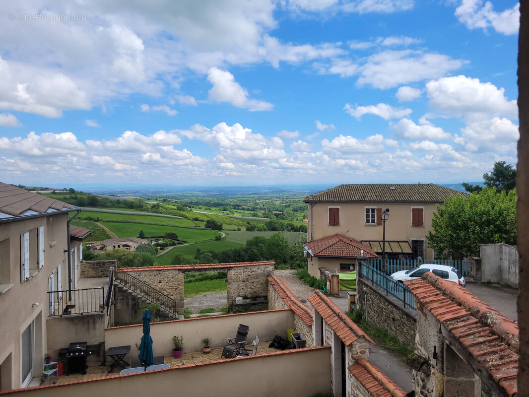 Appartement à CHAUSSAN