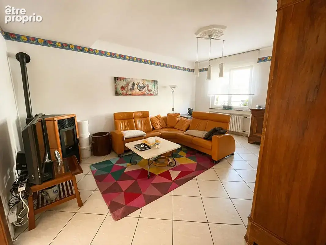 Metz-sablon ? maison individuelle avec appartement indépendant, jardin et 5 garages - photo 3