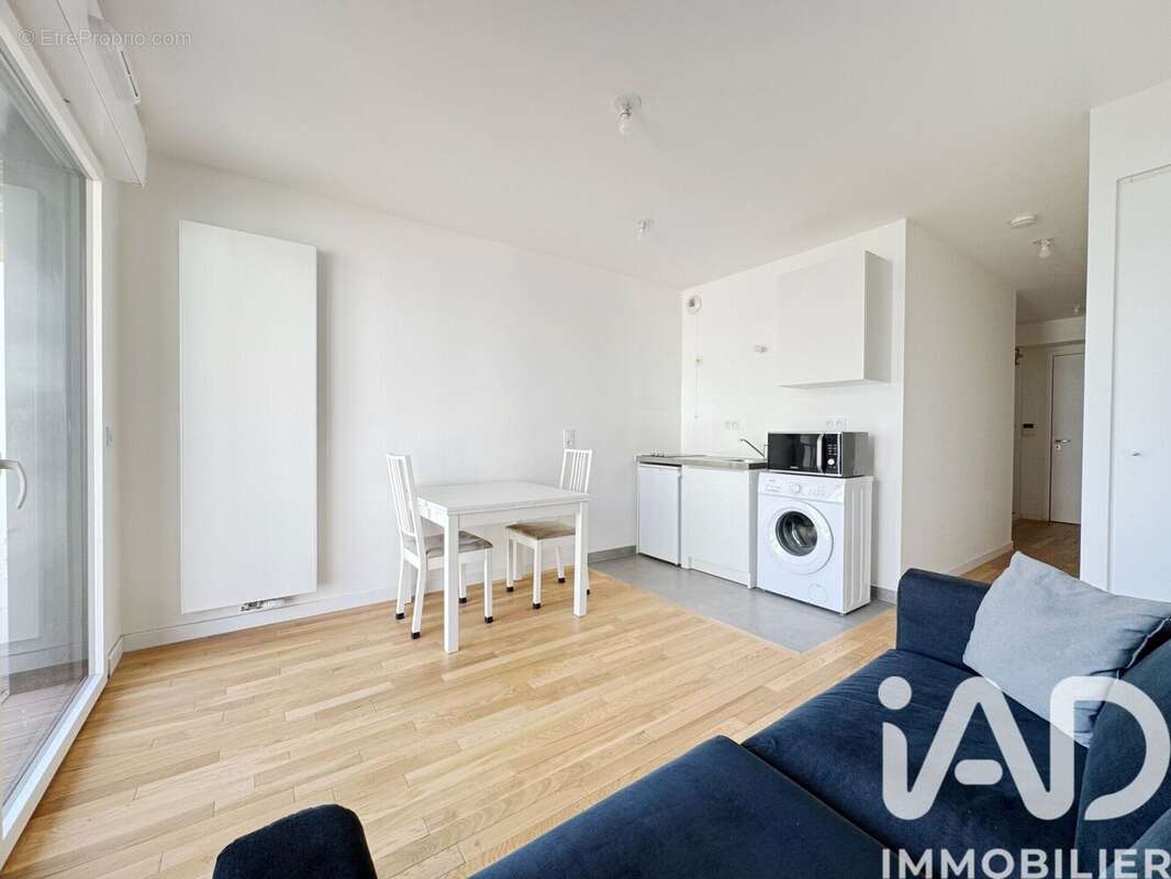 Photo 3 - Appartement à ISSY-LES-MOULINEAUX