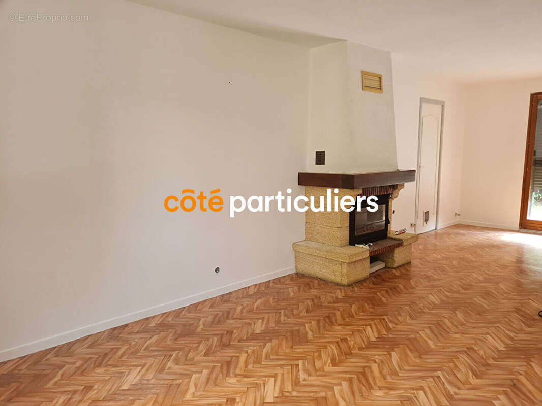 Maison à VILLEMANDEUR