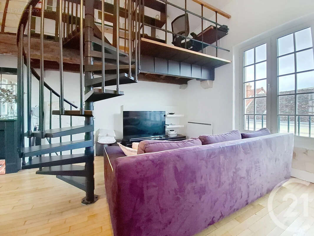 Appartement à MELUN