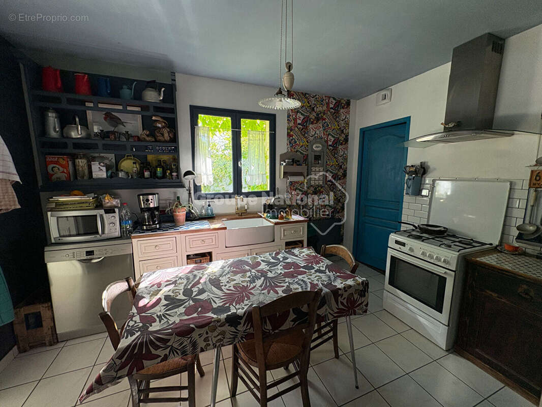 Maison à NESLES-LA-VALLEE