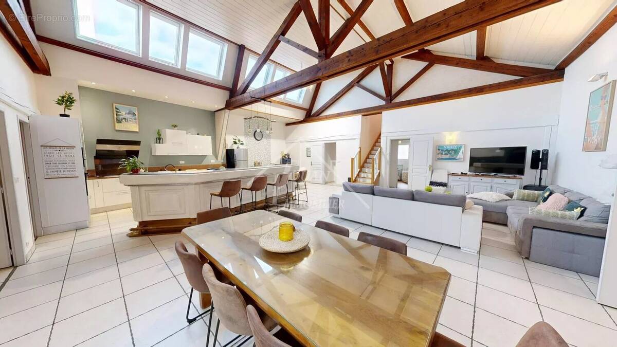 Appartement à VICHY