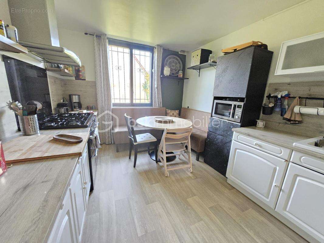 Maison à RAVEAU
