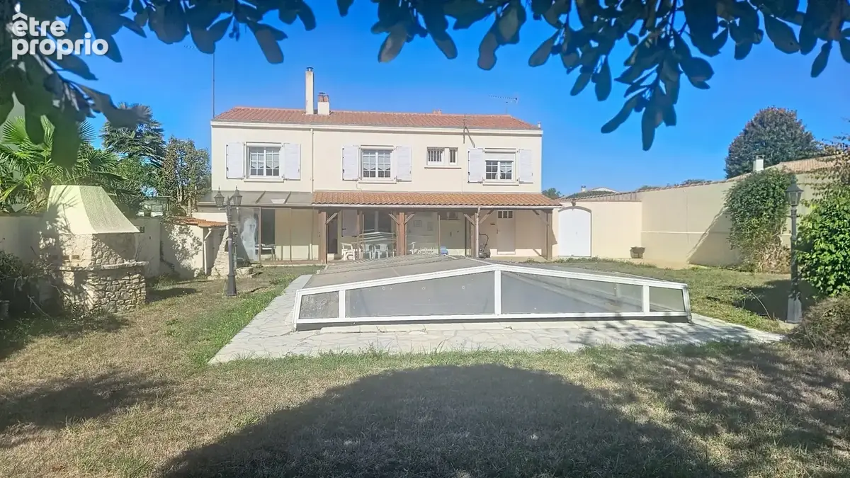Photo Maison à L'houmeau au prix de 420 000€