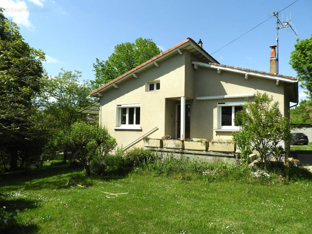 Maison à VILLEFRANCHE-DE-ROUERGUE