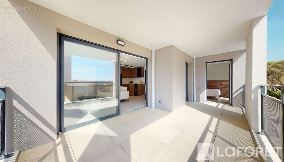Appartement à FREJUS