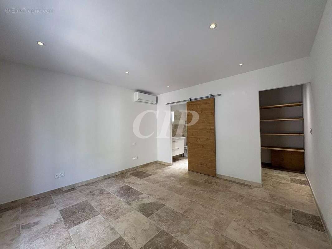 Aureille Villa de charme 175 m2 6 chambres - photo 9