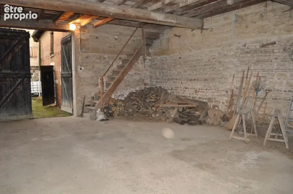 Maison 132 m² à Montmerle-Sur-Saone  - photo 2