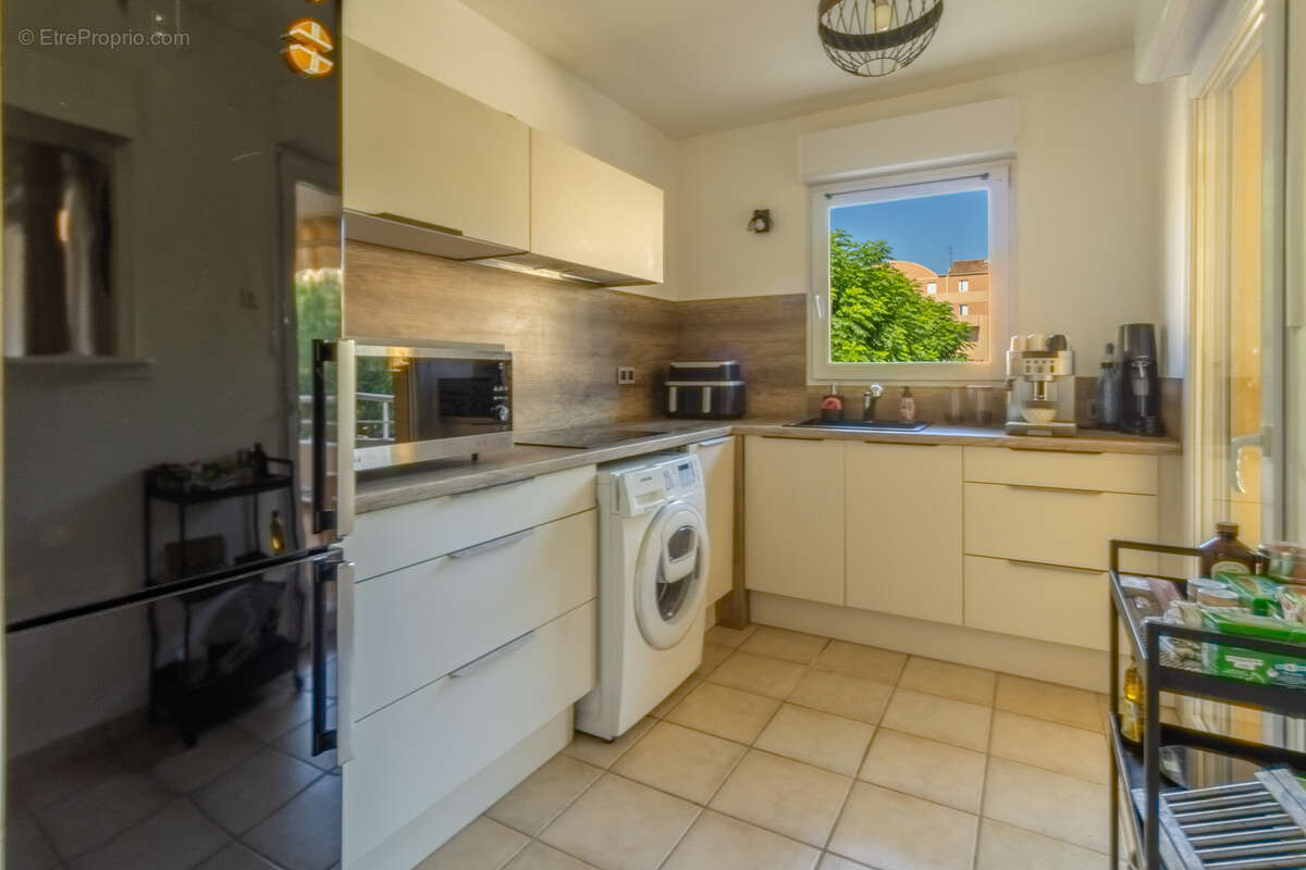 Appartement a deux pas de la mer, résidence sécurisé, parking & ascenseur - photo 5
