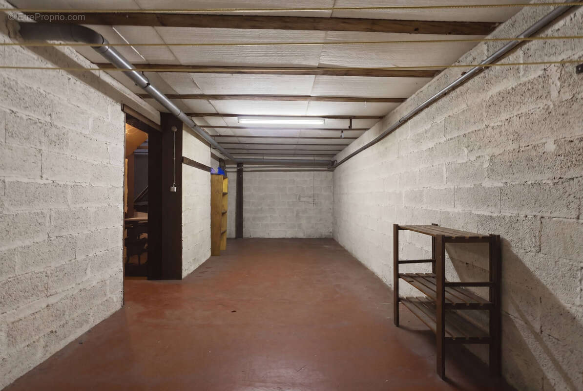 Appartement à SAINT-NAZAIRE-LES-EYMES