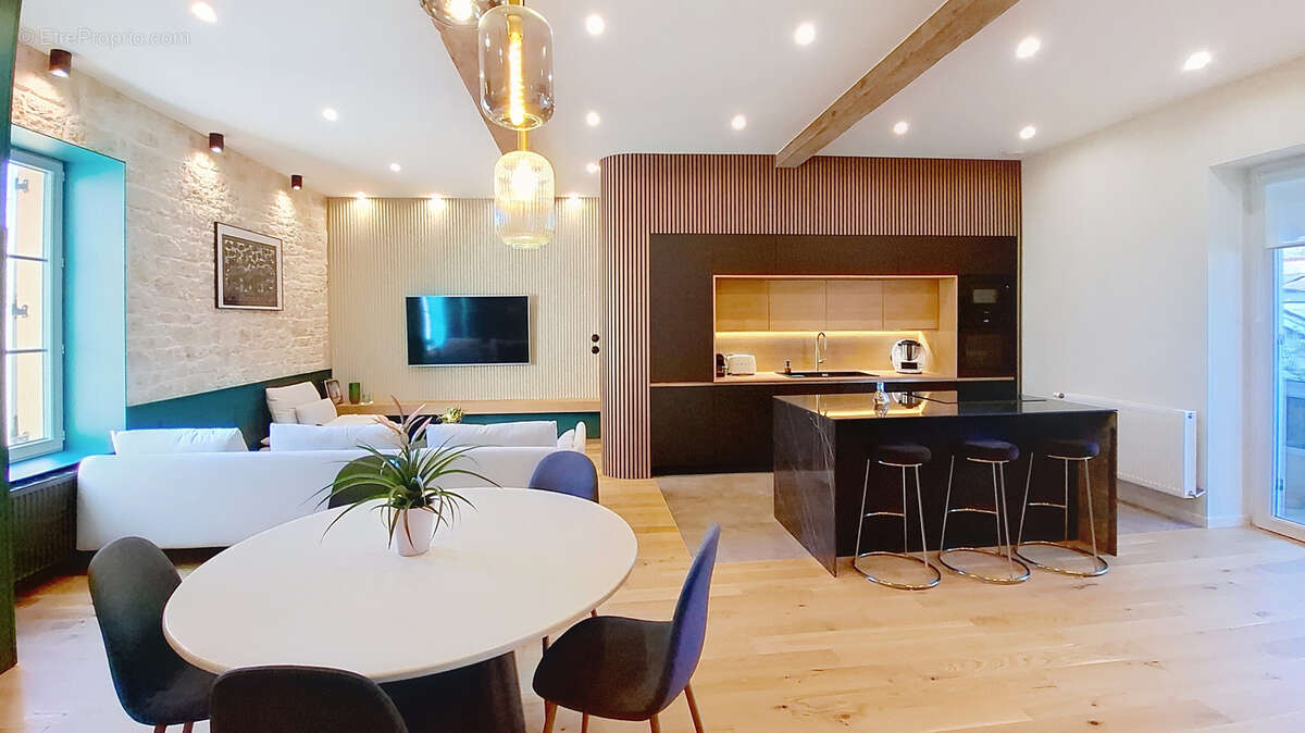 Appartement à IRIGNY