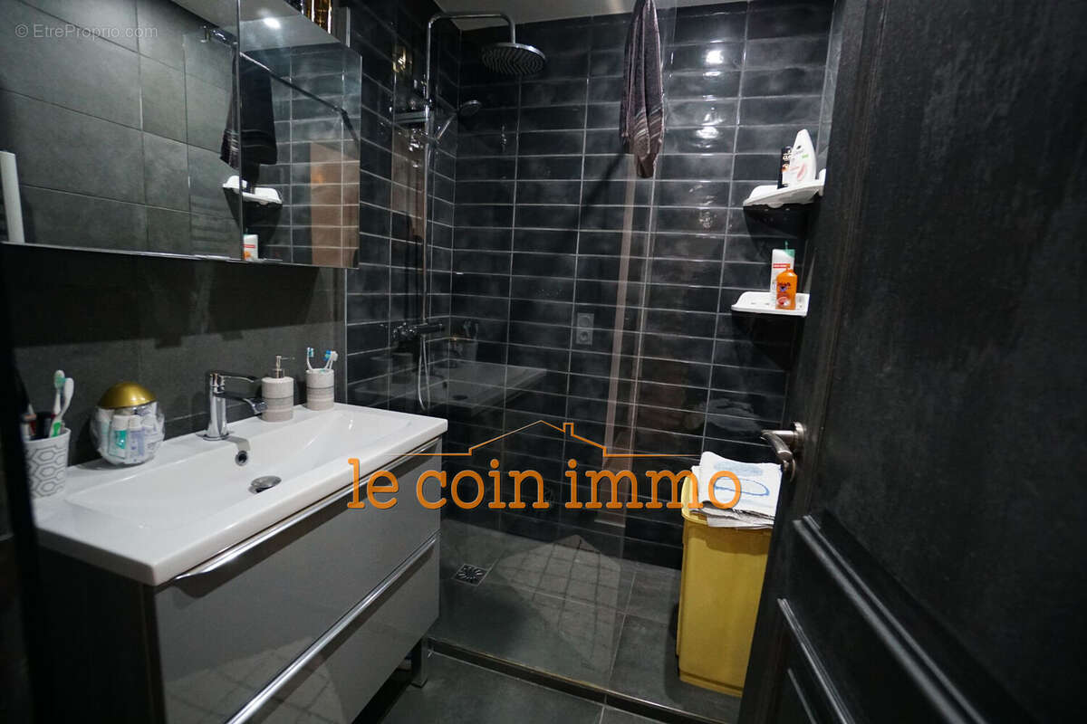 Appartement 54 m² à Antibes  - photo 6