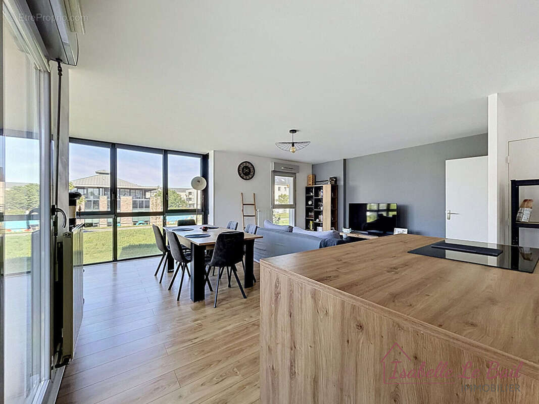 Appartement à BRUZ