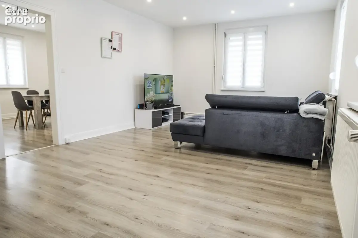 Maison 5 pièces de 115 m2   Terrain de 7,47 ares   Dépendance   Pompe à chaleur - photo 2