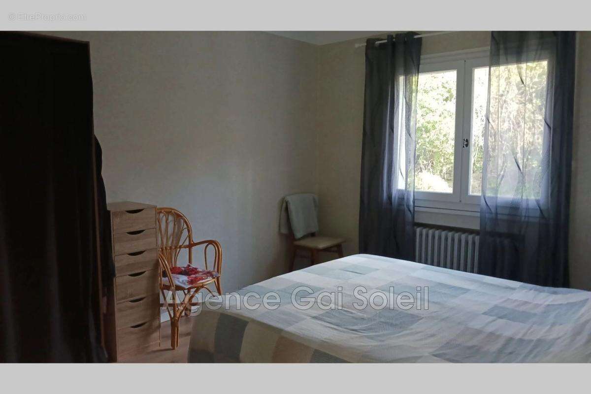 Maison à NISSAN-LEZ-ENSERUNE