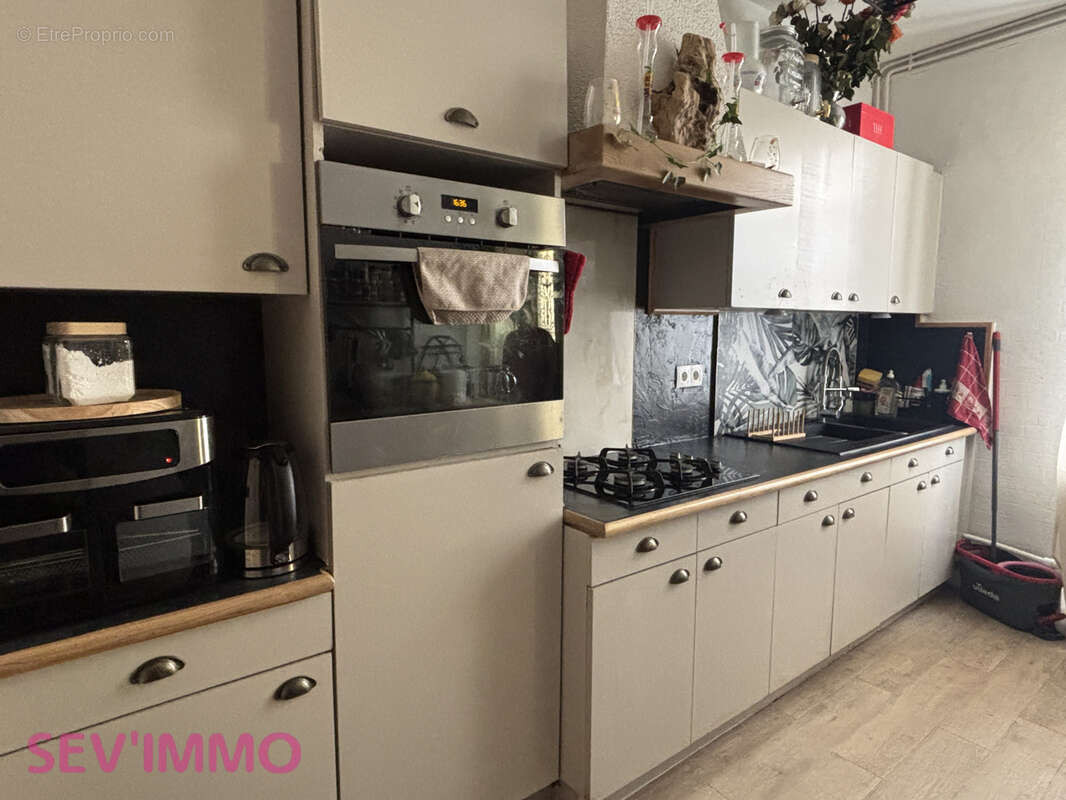 Cusset maisonde ville avec courette - photo 3