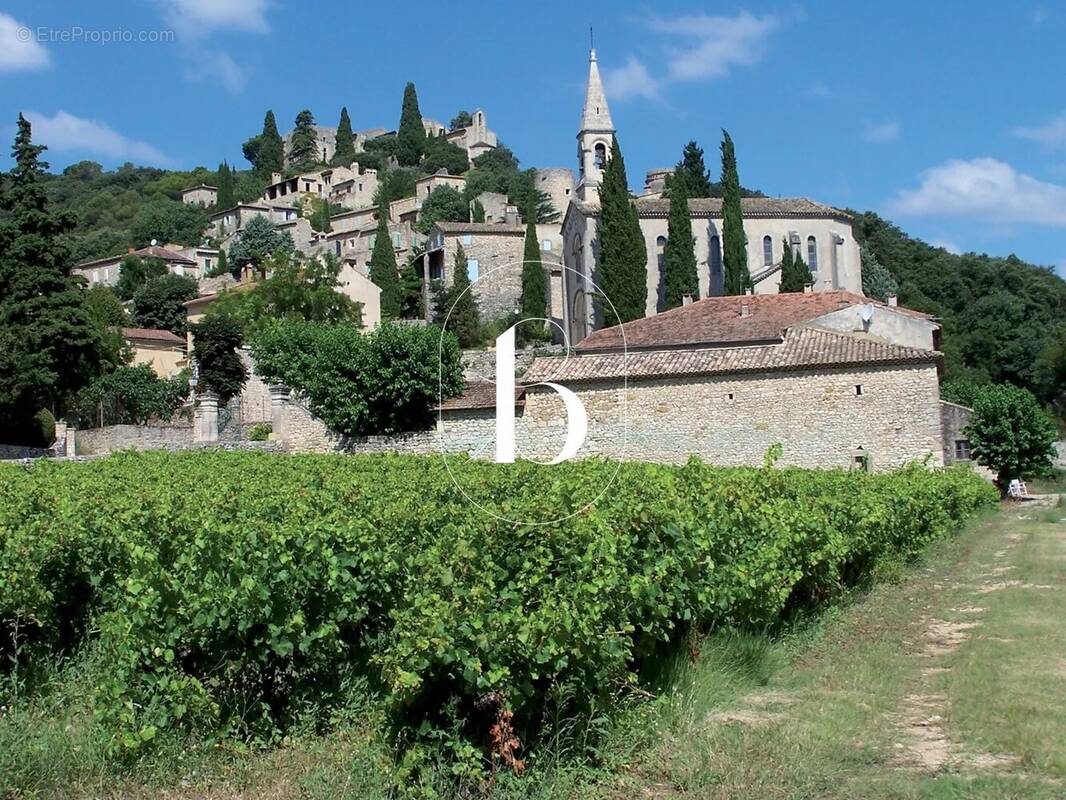 Terrain à LA ROQUE-SUR-CEZE