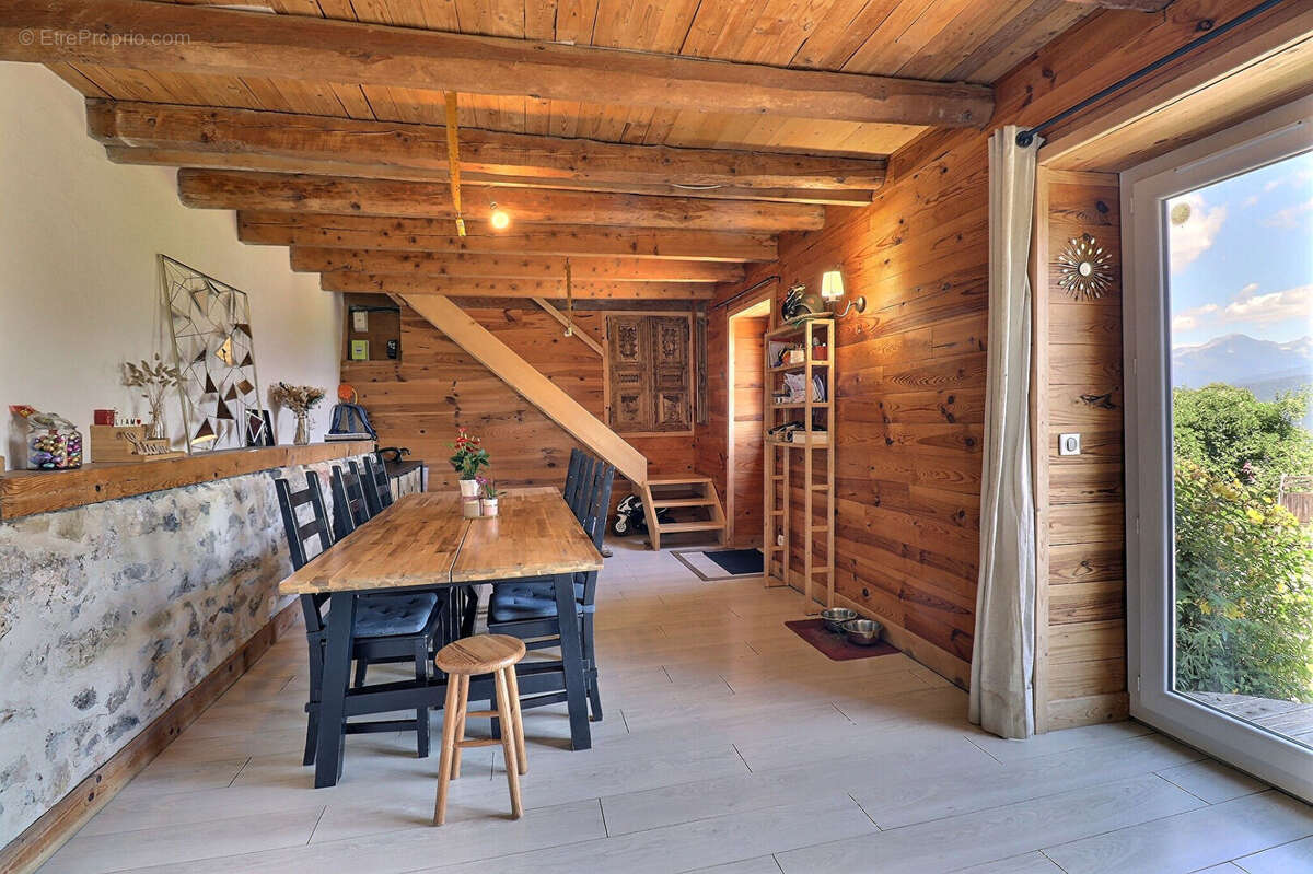 Maison à CHAPAREILLAN