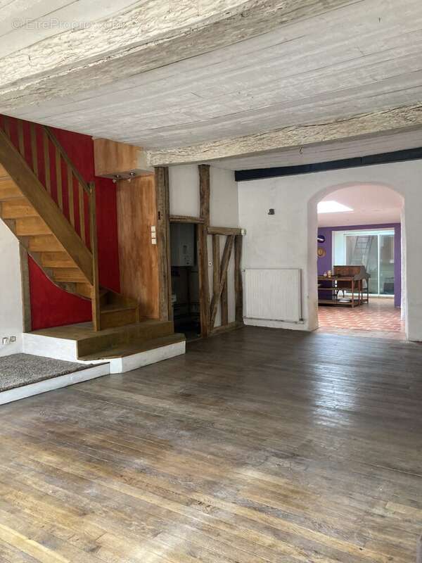 Appartement à CHARLEVILLE-MEZIERES