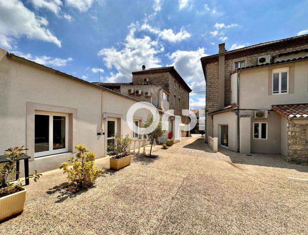Appartement avec balcon et piscine (LOT 12) - photo 14