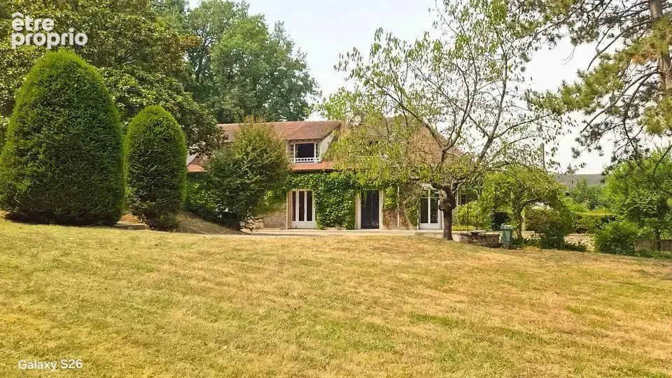 Maison 6 pièces 248 m² à vendre à Etampes (91150) - photo 2