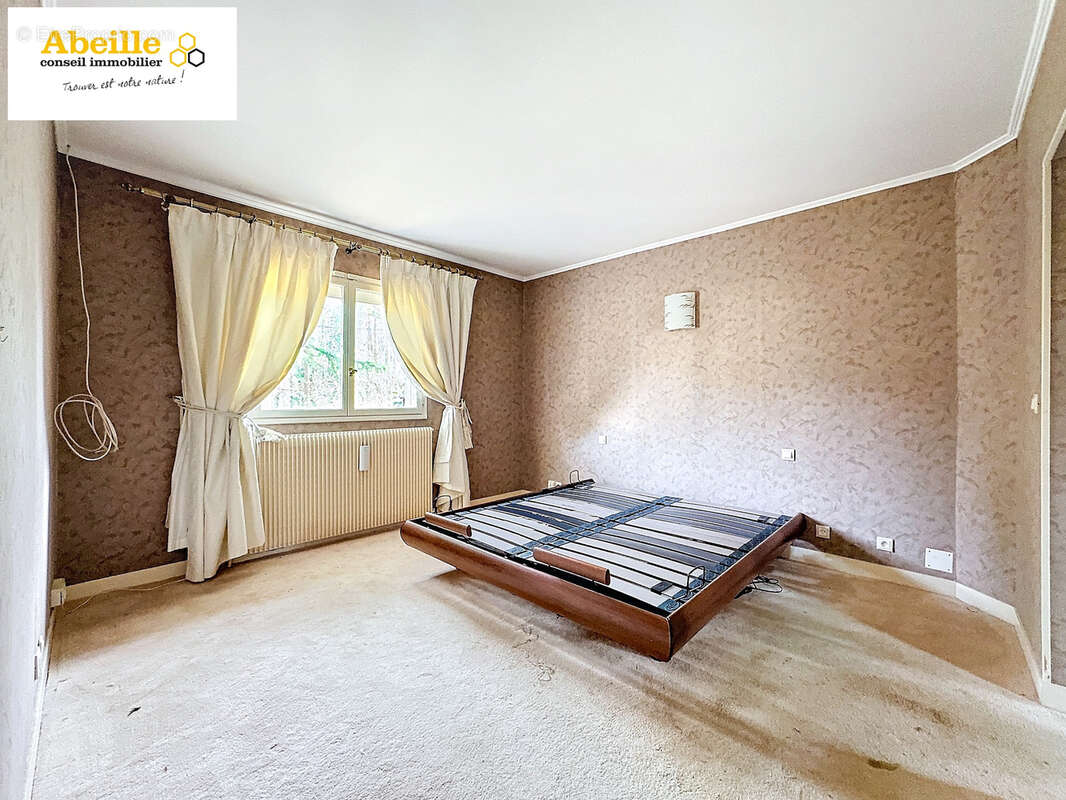 Maison à SAINT-CHERON