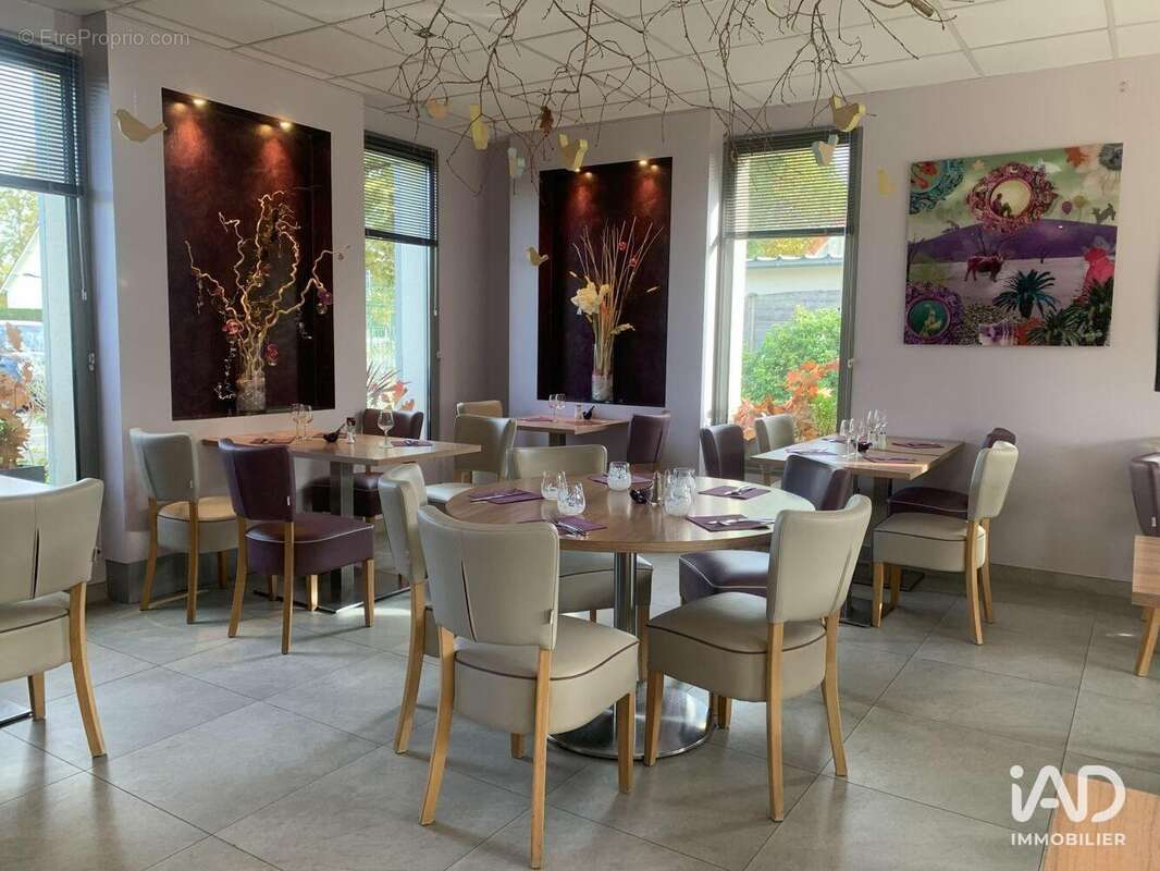 Photo 3 - Commerce à SAINT-CYR-EN-VAL