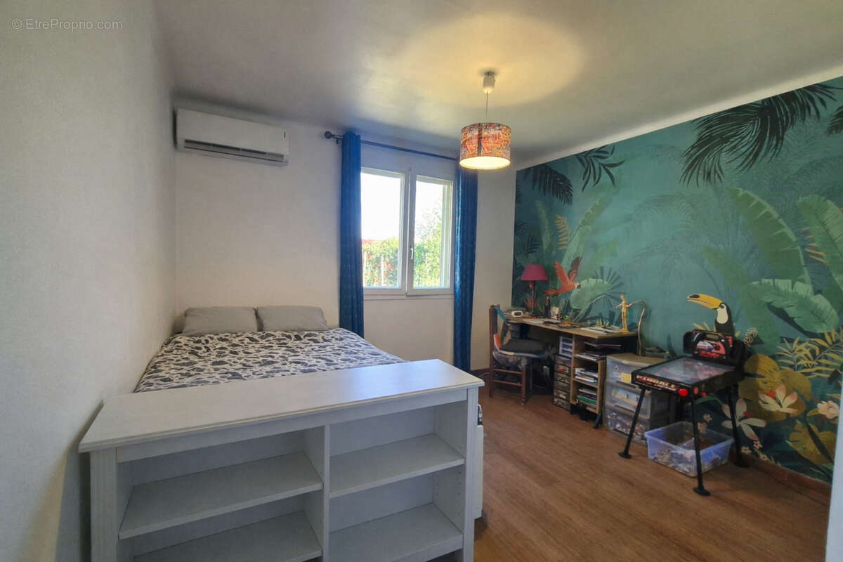 Maison à PERNES-LES-FONTAINES