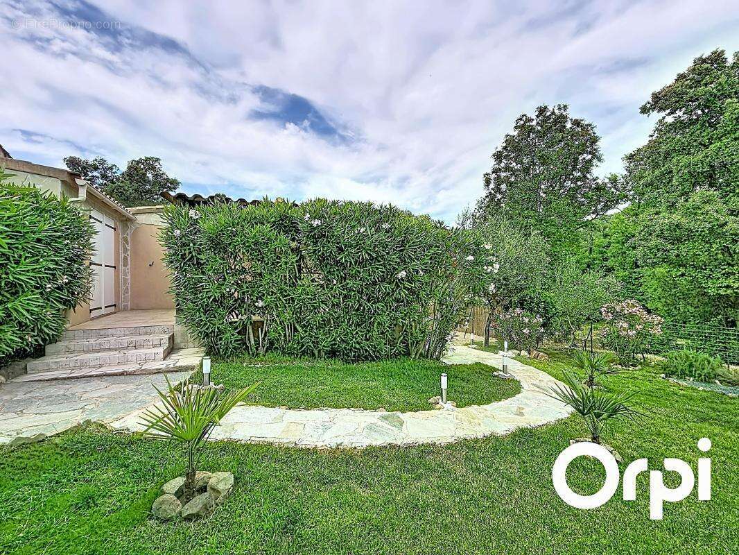 Maison à PORTO-VECCHIO