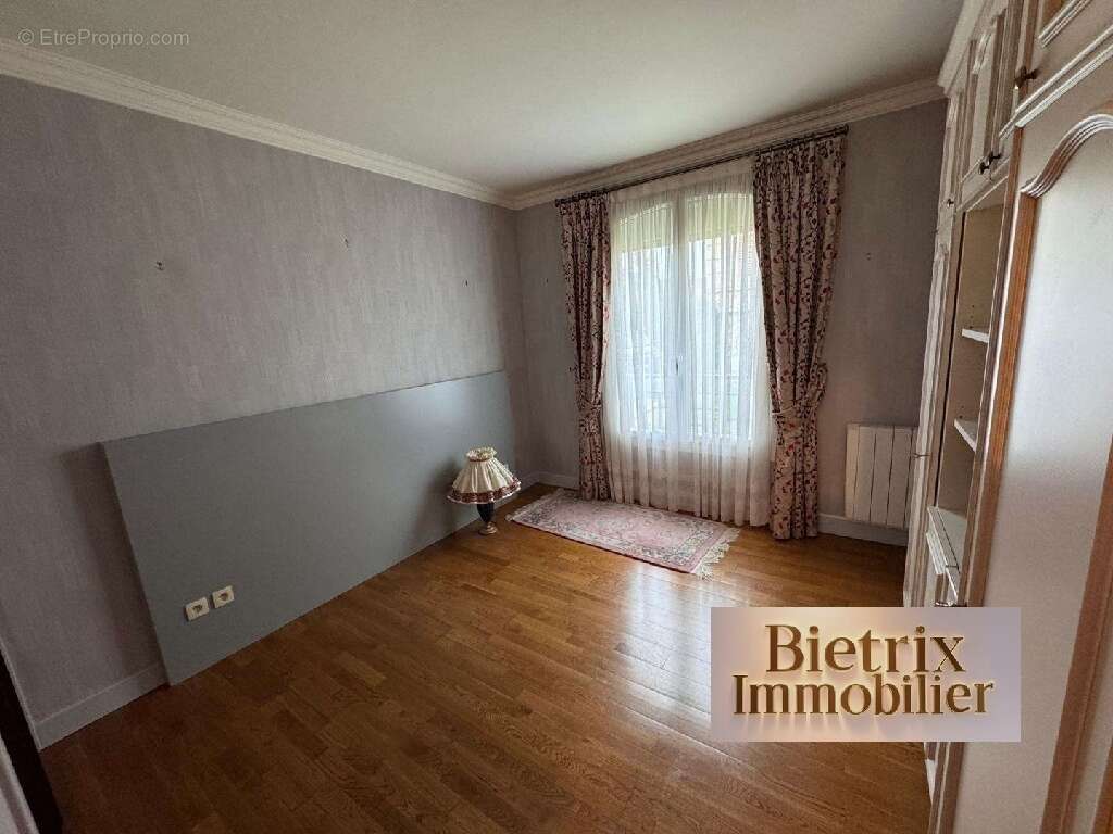 Appartement à L'ISLE-ADAM