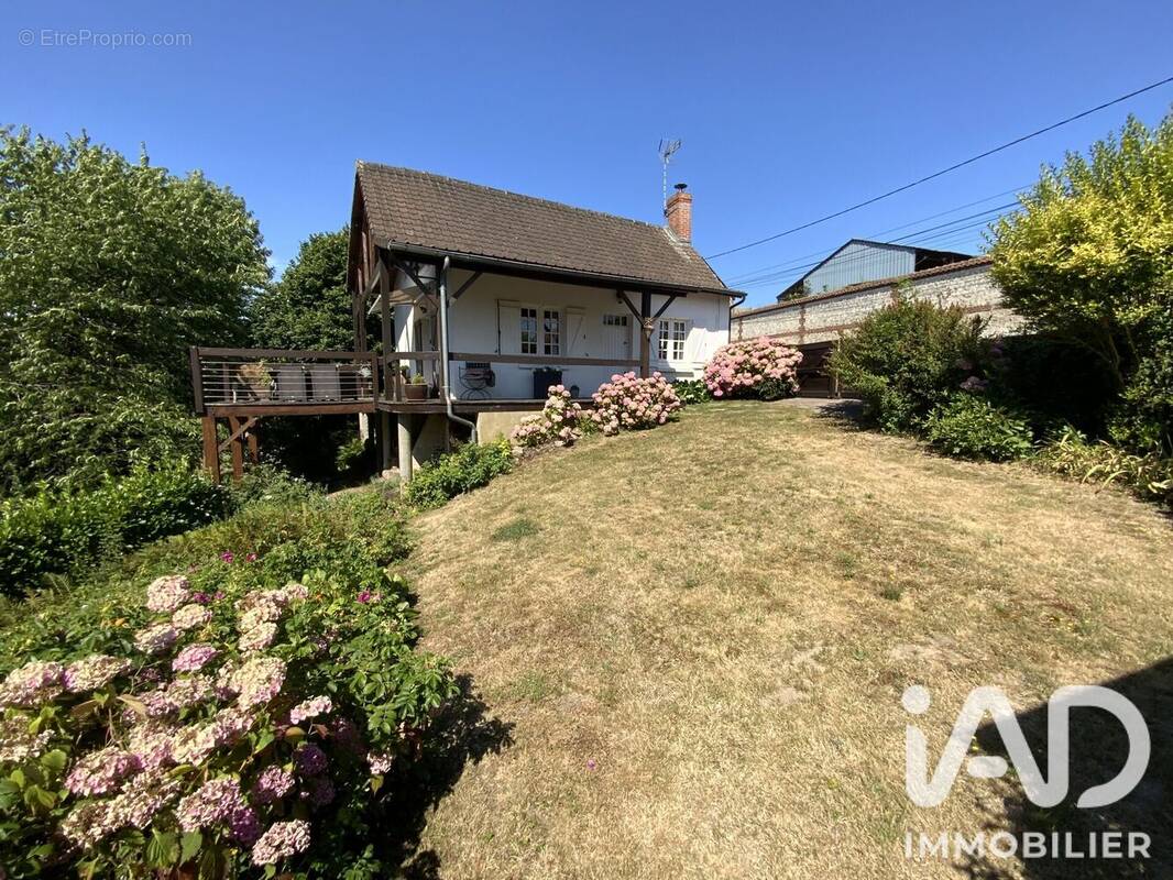 Photo 1 - Maison à ROUSSENT