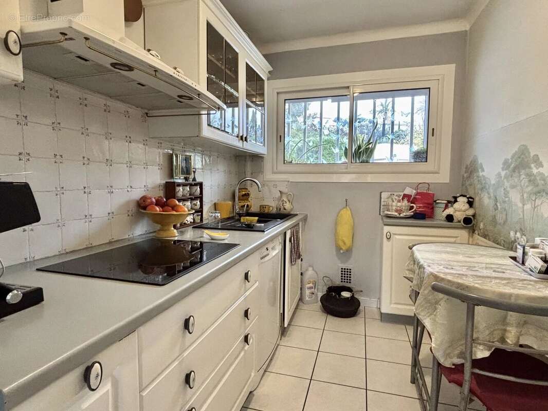 Appartement à SANARY-SUR-MER